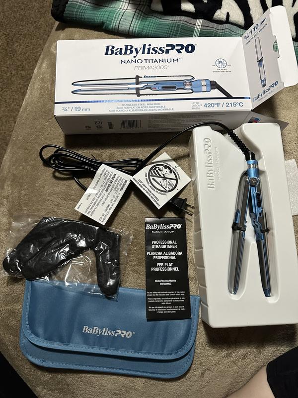Customer photo for "Amazing Mini Straightener"
