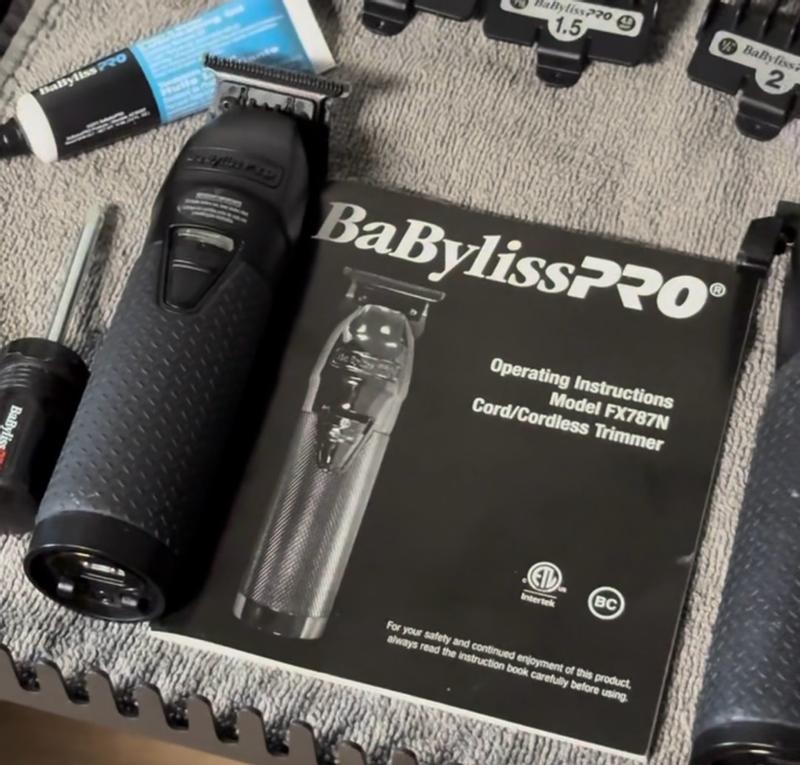 FXONE Black Cordless Trimmer (FX799BM) | BaBylissPRO
