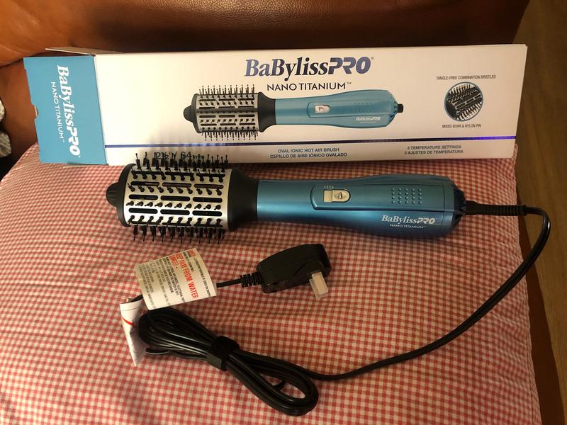 BaBylissPRO - Nano Titanium Oval Ionic Hot Air Brush