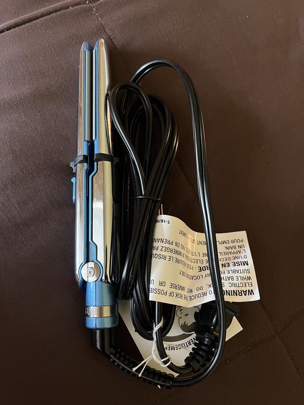 Customer photo for "Very good iron for short hair"