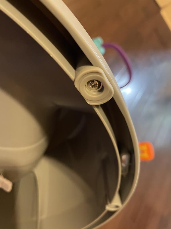 Slip resistant for putting on floor