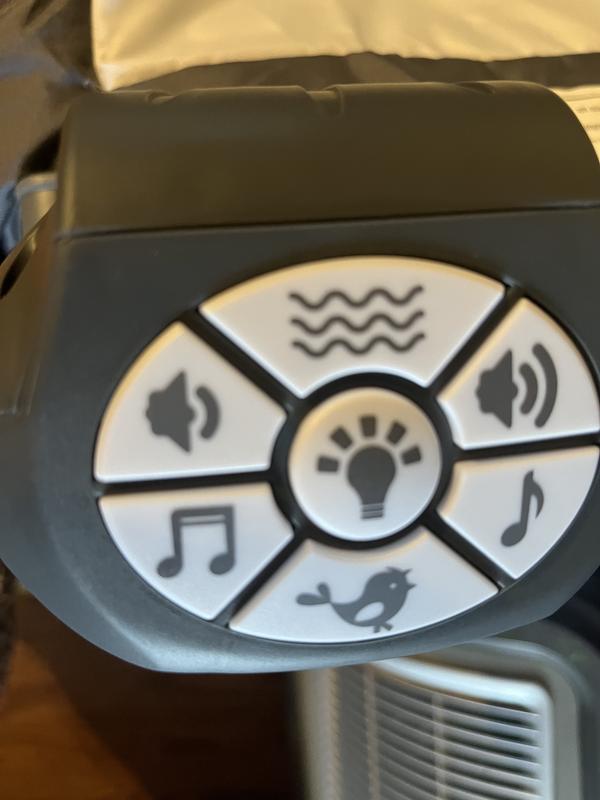 has music for the baby
