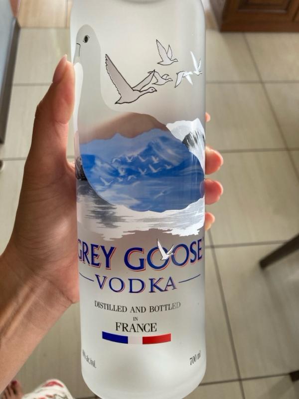 grey goose vodka patio umbrella La Poire Flavored  Jensens Liquors Fringe 9 Ft Crank Grey/White