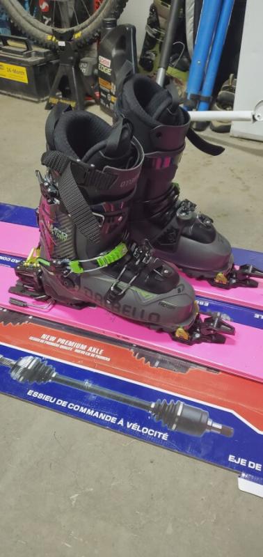 Dalbello Sports Lupo Factory Alpine Touring Ski Boot - 2021 Dalbello Sports Lupo Factory Alpine Touring Ski Boot - 2021