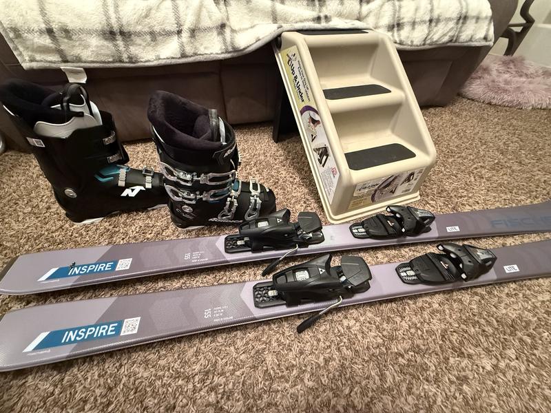Fischer Aspire Pro + Protector Binding + Cruise Boot - Women's - Ski