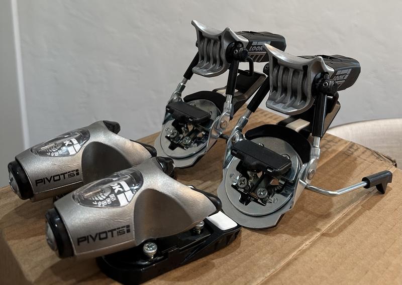 Amazon.com : Look Pivot 15 GW Mens Ski Bindings Forza 3.0
