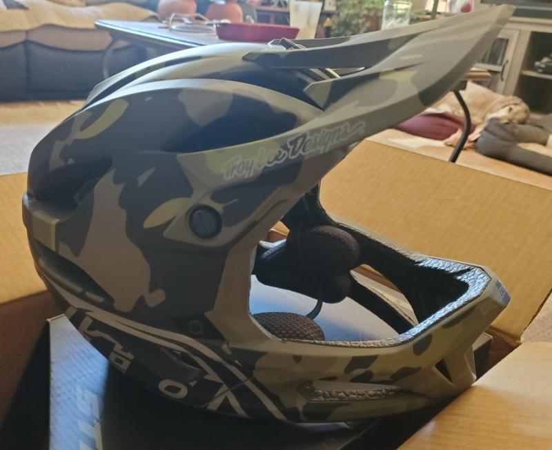 Casco enduro Integral Troy Lee Stage MIPS negro s23