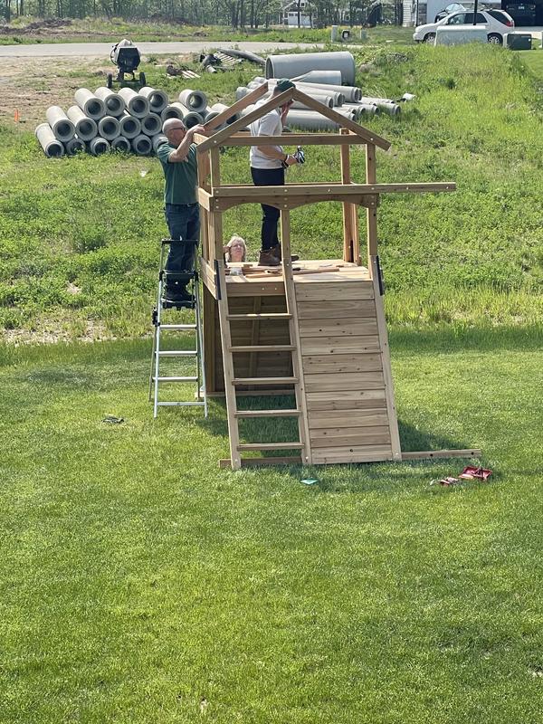 Endeavor II Swing Set with Wave Slide