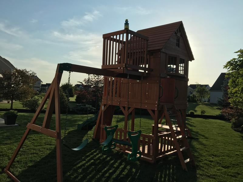 Backyard discovery skyfort ii residential best sale wood playset