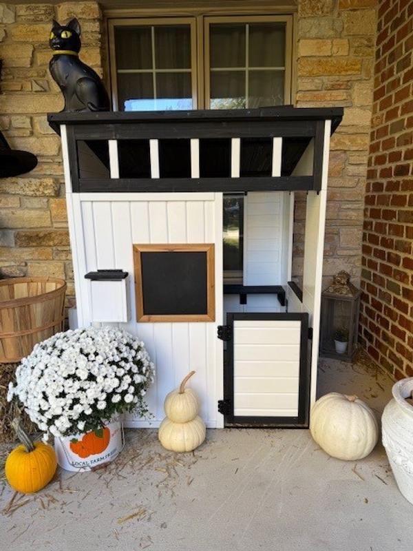 Caraway Cottage Home Depot Cedar Wood Playhouse With