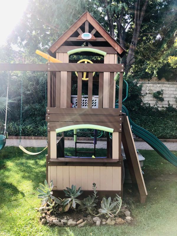 Atlantis cedar best sale wooden swing set