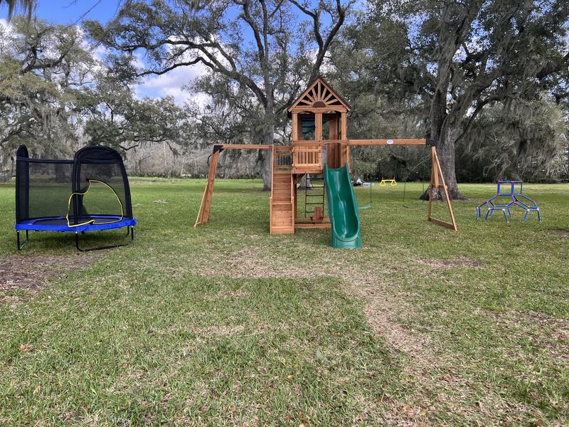 Backyard discovery oceanview hot sale cedar swing set