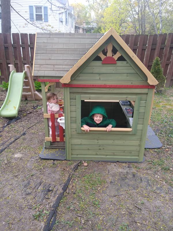 Backyard discovery victorian store inn wooden playhouse