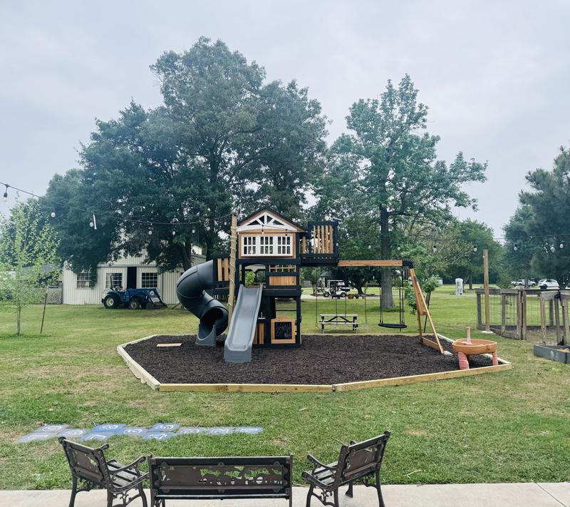 Magnolia Falls Swing Set