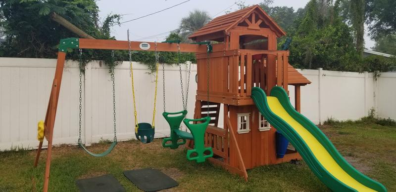 Backyard discovery tanglewood hot sale cedar swing set