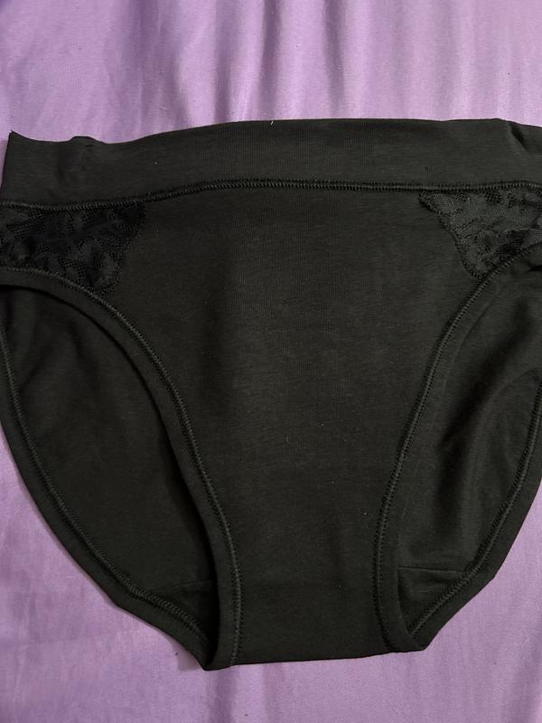 Up close shot of how great the stitching is, plus no itchy tags and great fit on body