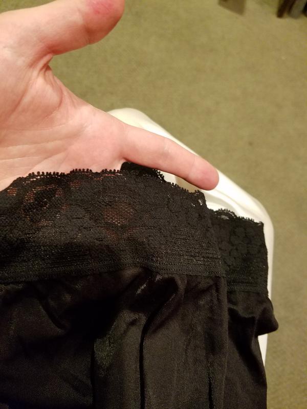 Lacy Skamp, lace band in perfect condition after many wears and washes!