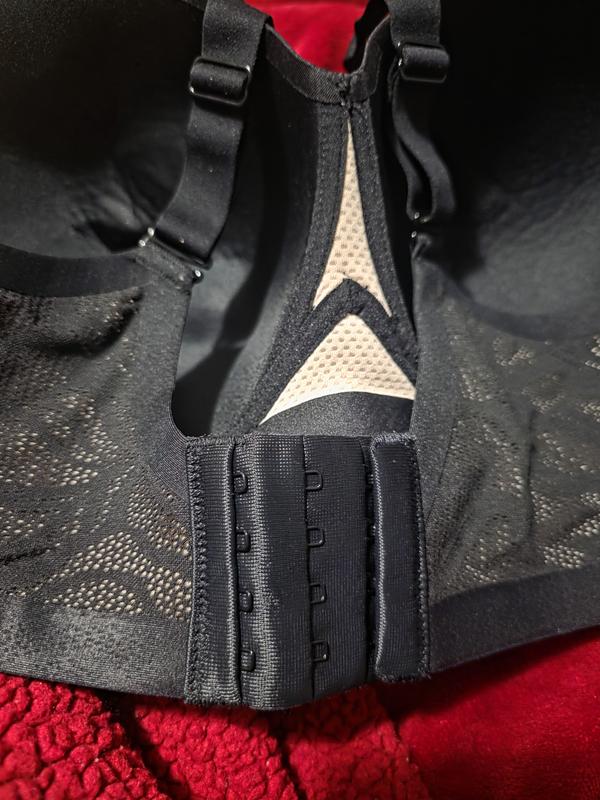 Customer carousel item 7.