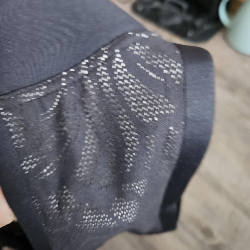 Customer carousel item 9.