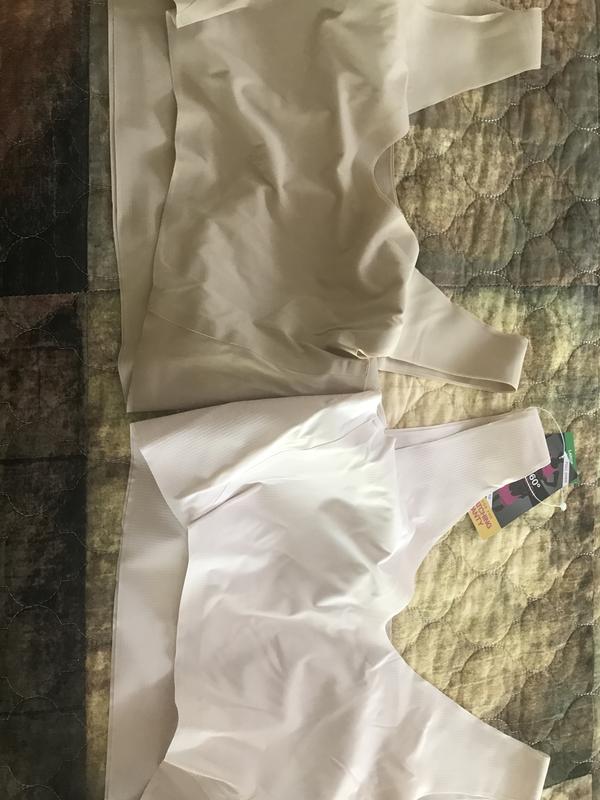 Darker color in 2nd picture is from store and a M. Lighter is a L.