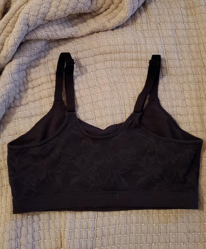 The back of this bralette comes up quite high