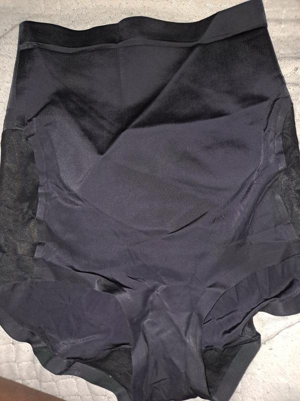 Customer carousel item 9.