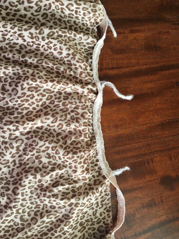 Note holes in waistband