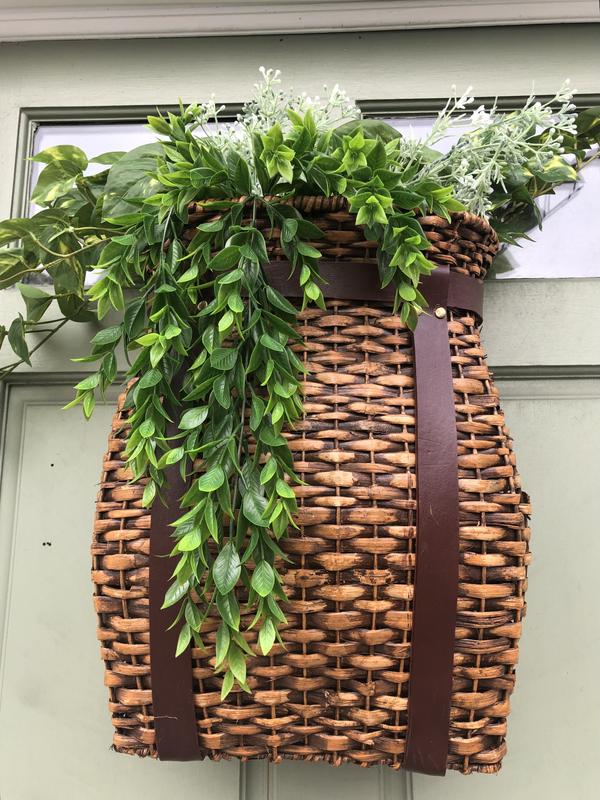 Adirondack Hanging Woven D�cor Basket