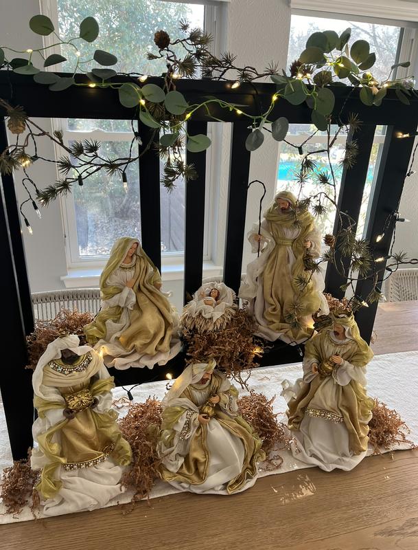 Gold Classic Nativity Set | Balsam Hill