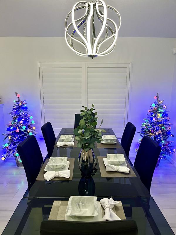 Customer carousel item 3.