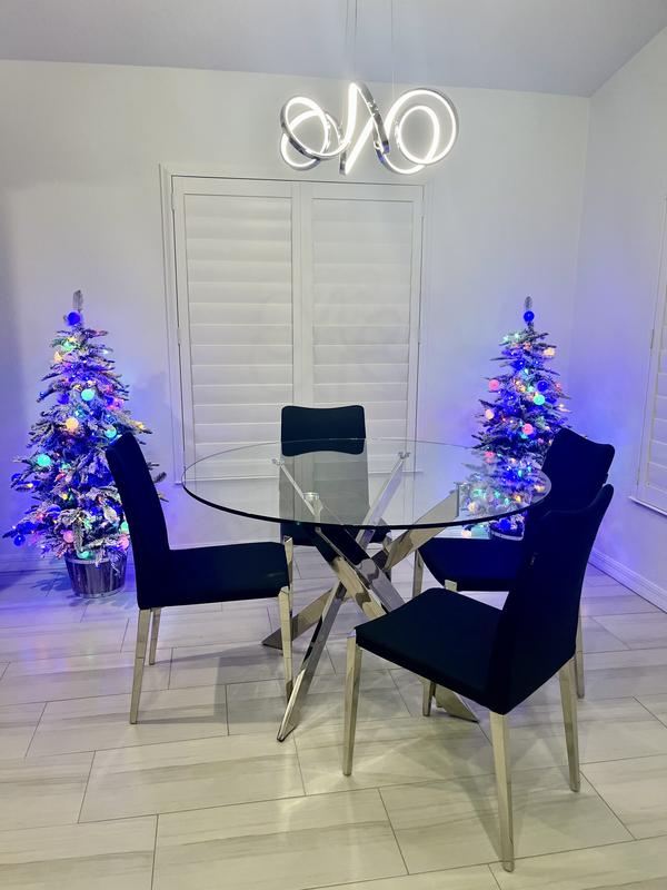 Customer carousel item 1.