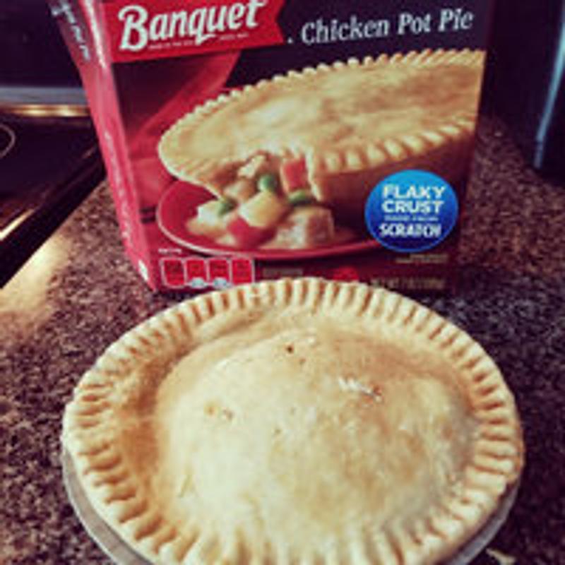 Banquet Chicken Pot Pie Frozen Dinner