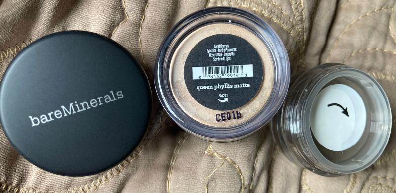 Love the eye colors!