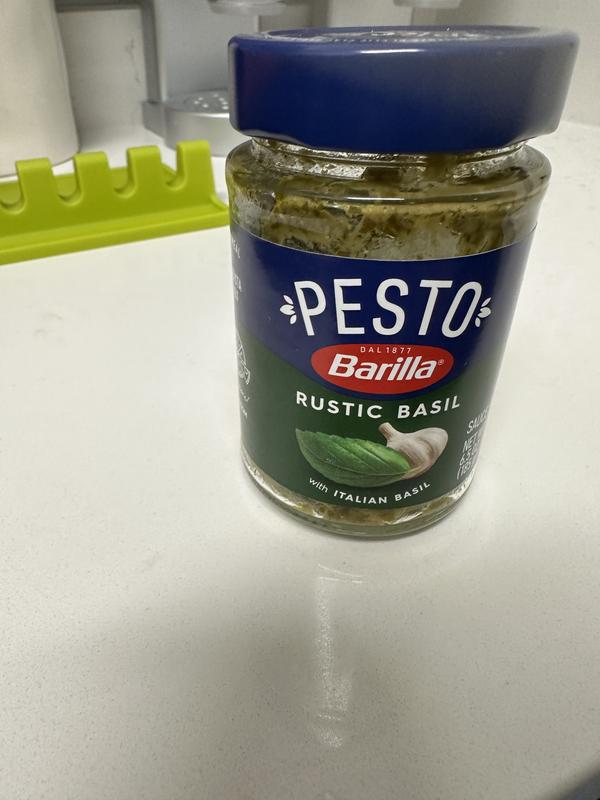  BARILLA Rustic Basil Pesto Sauce, 6.5 oz. Jar