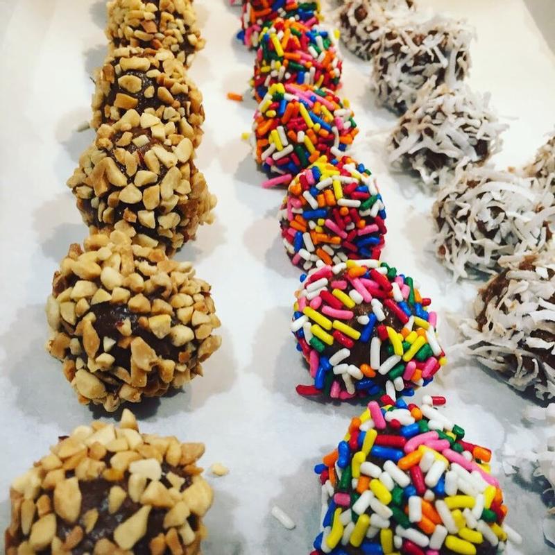 Chocolate Avocado Truffles