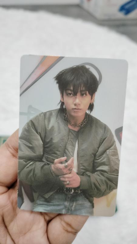 GOLDEN [SUBSTANCE] [Barnes & Noble Exclusive] by Jung Kook