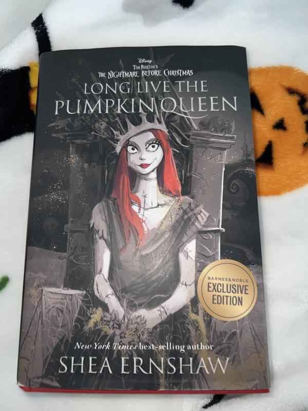 The beautiful artwork on the cover (featuring the blanket mentioned in my review)