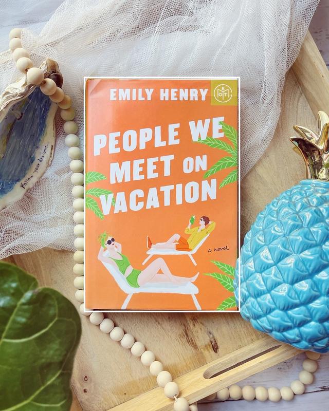 People We Meet on Vacation by Emily Henry, Paperback