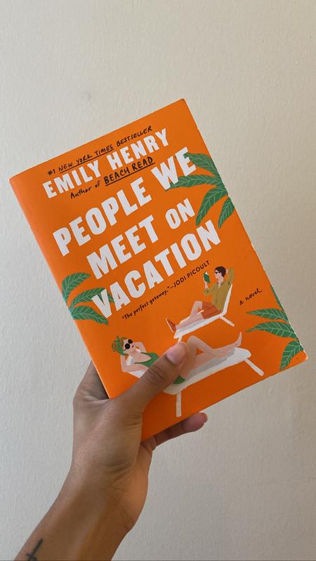 People We Meet on Vacation by Emily Henry, Paperback