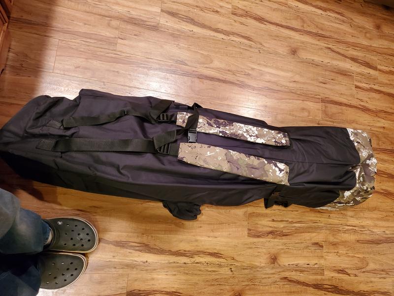 Carrying bag shoulder straps