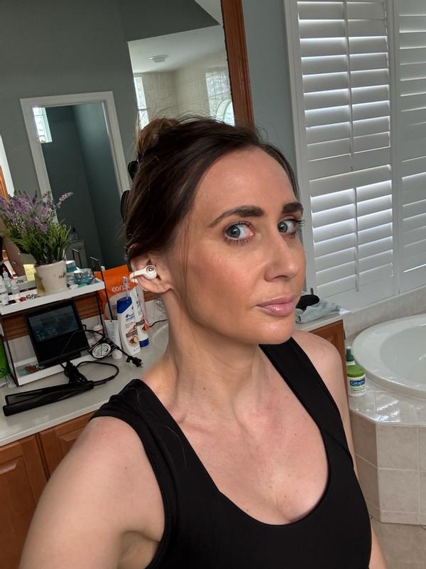 Customer carousel item 6.