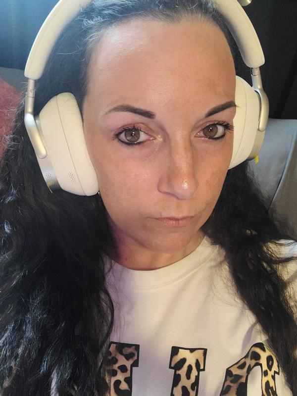 Customer carousel item 4.