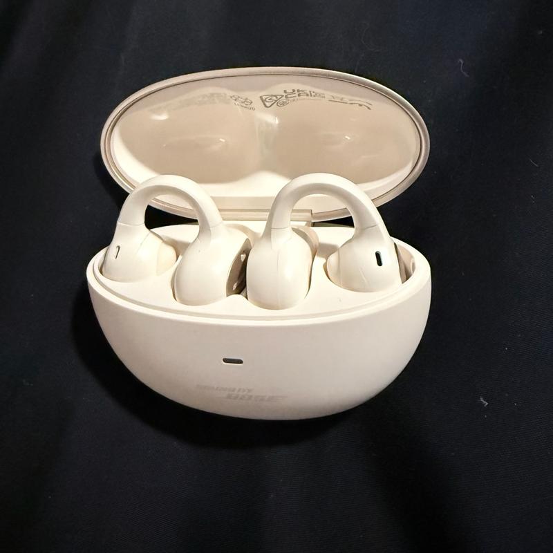 Customer carousel item 4.