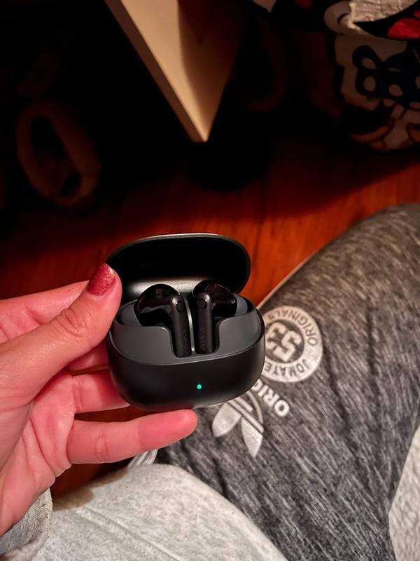 Customer carousel item 3.