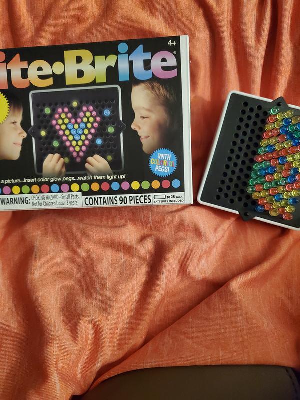 Lite Brite - Mini 3.5 - Includes 4 Templates and 80 Colored Pegs 
