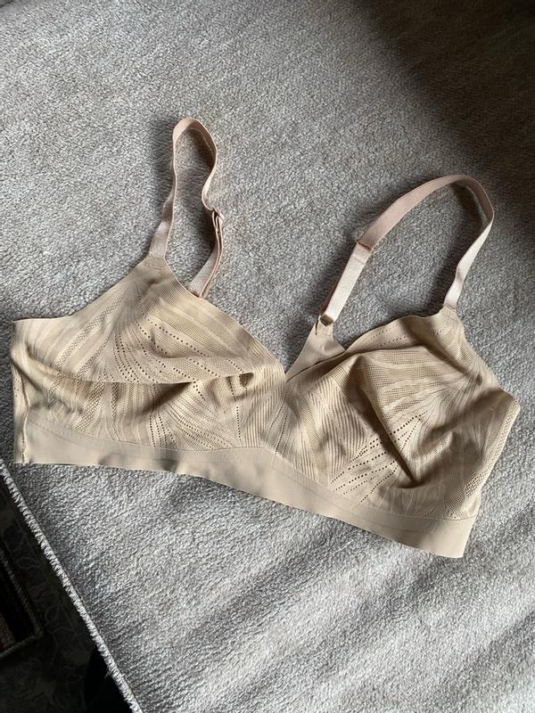 Review Thumbnail Image 0 382184485