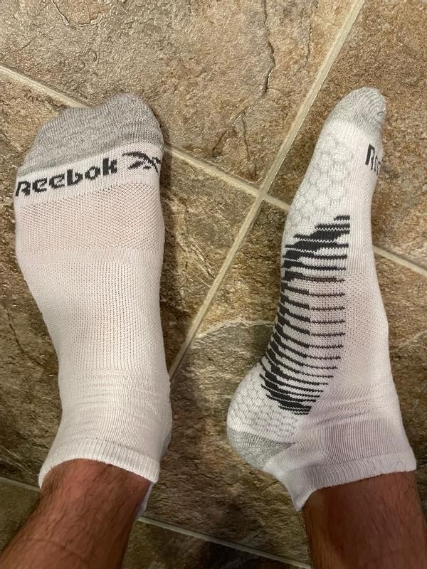 Customer carousel item 9.