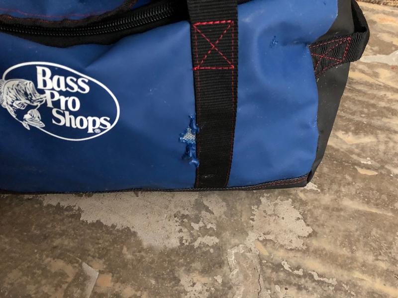 bass pro shop waterproof duffel bag