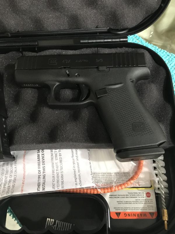 glock sub compact pistol 9mm