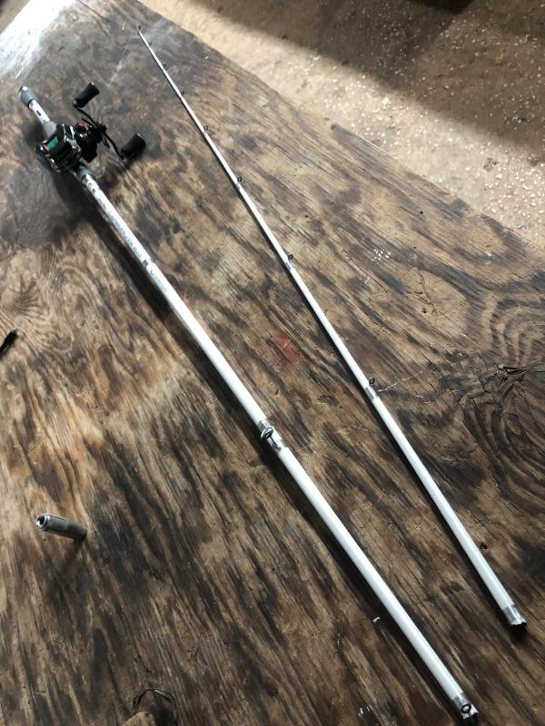 Bass Pro Shops Johnny Morris CarbonLite 2.0 Baitcast Rod and Reel